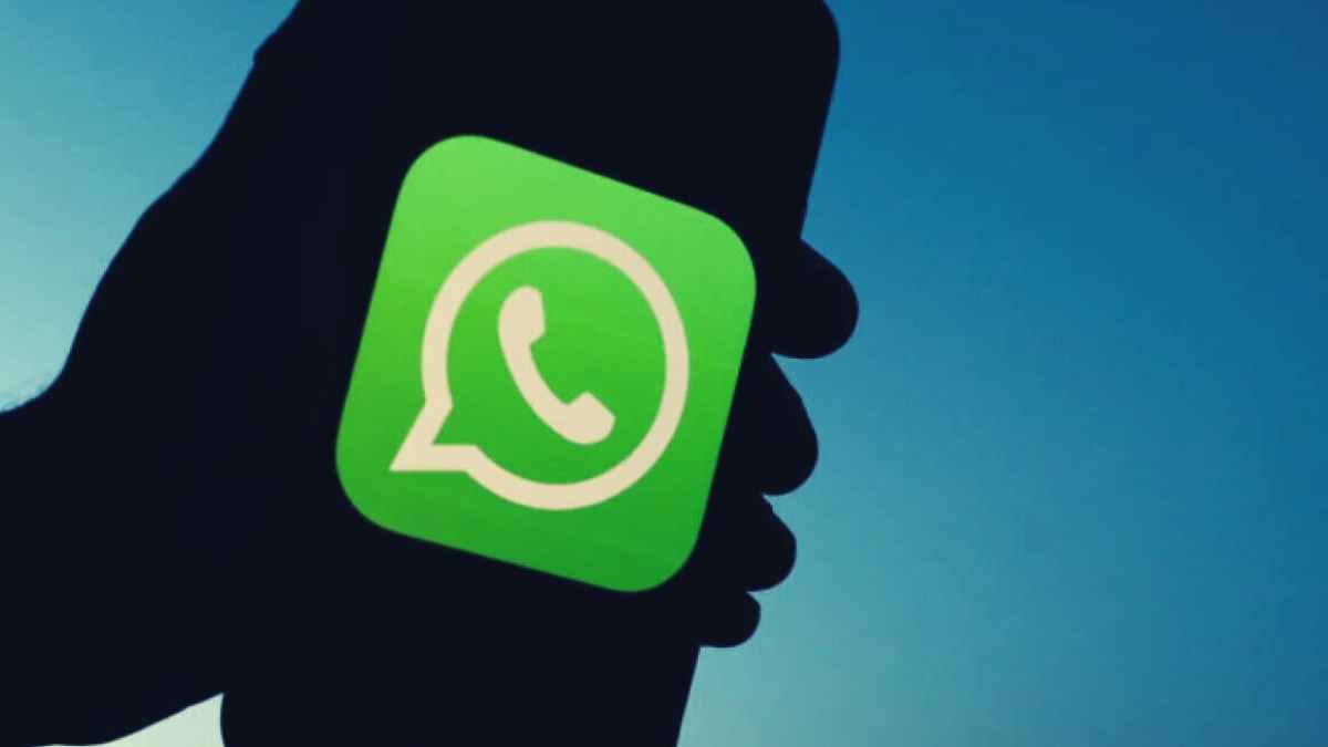 Hide Your Online Presence On WhatsApp